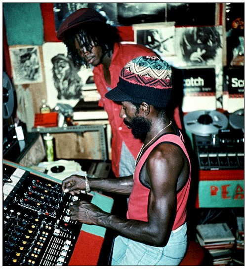 Dr. Dub vinyl culture since 2000